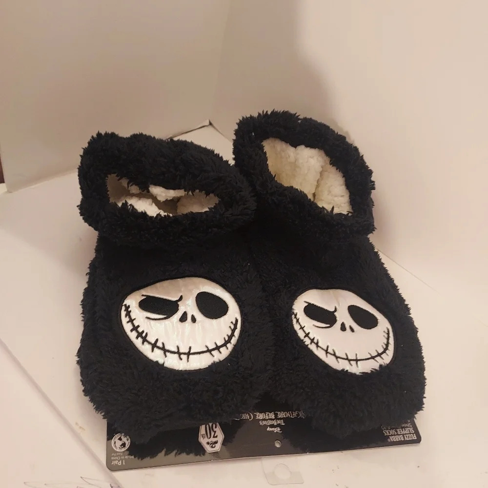 NWT Disney Nightmare Before Christmas Plush Bootie Slipper Shoes Size M/L 8-10